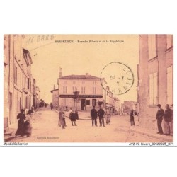 AYZP2-0168-16 - BARBEZIEUX - Rues des pilards et de la république