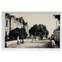 16 AIGRE AVENUE CENTRALE N°1