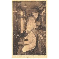 16 BARBEZIEUX -MK45106 GRAND HOTEL DE LA BOULE D OR LE GARDE MANGER CUISINIERS
