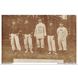 AYVP1-0039-16 - Portrait de groupe - Souvenir de la braconne