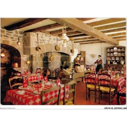 AFEP2-15- 0135 - SALERS - hôtel restaurant de remparts 1 étoile - logis de france - spécialités auvergnates