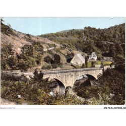 AFEP2-15- 0147 - SAINT-CHRISTOPHE-LES-GORGES - vue d'ensemble du village de crozat