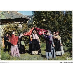 AFEP3-15-0200 - Folklore de france - l'auvergne - la danse des monts d'auvergne - groupe folklorique de la sanfloraine