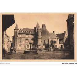 ANIP10-0733-15 - LA TOLEDE AUVERGNATE - SALERS - La grande place - maison sevestre