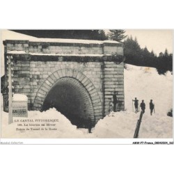 AMWP7-0597-15 - le lioran en hiver - entrée du tunnel de la route