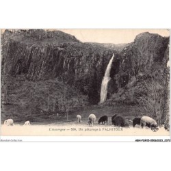 ABHP2-15-0101 - L'Auvergne - Un pâturage à Falhitoux