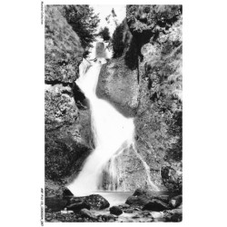 ARFP12-0873-15 - Environs de VIC-SUR-CERE - Cascade de la Conche