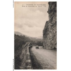 ARFP12-0858-15 - ENVIRONS DE VIC-SUR-CERE - Route de Vic-sur-Cere au Lioran
