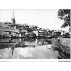 AJIP6-15-0609 - la haute auvergne - AURILLAC - cantal - un vieux quartier sur la jordanne