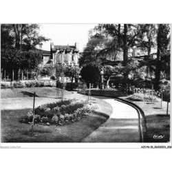 AJIP6-15-0655 - AURILLAC - cantal - le square