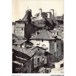 AJIP6-15-0663 - LAROQUEBROU - cantal - le château et la vierge