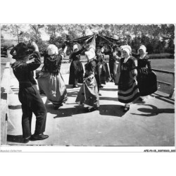 AFEP3-15- 0163 - ma bourrée d'AURILLAC - groupe folklorique de haute auvergne