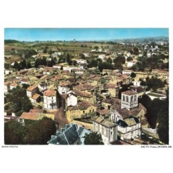 AUEP11-0761-16 - MAGNAC-SUR-TOUVRE - en avion-au-dessus - vue d'ensemble - l'église st cybard