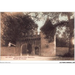 AAJP6-16-0540 - JUILLAC-LE-COQ - Portail du Fresne