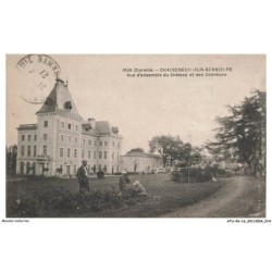 ATUP6-0358-16 - CHASSENEUIL-SUR-BONNIEURE - Vue d'ensemble du chateau et des communs