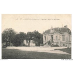 ATUP5-0345-16 - LA COURONNE - Place de la mairie et de l'église