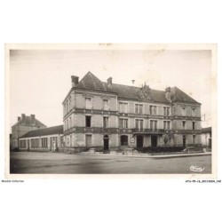 ATUP5-0344-16 - CHASSENEUIL - Mairie et école
